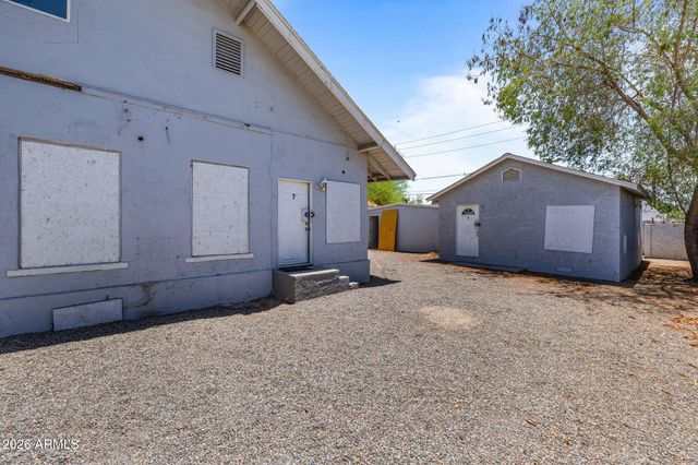 2021 W WASHINGTON Street, Phoenix, AZ 85009