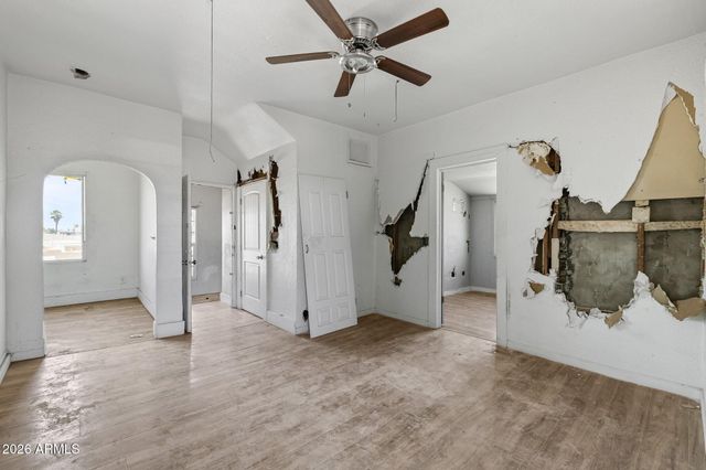 2021 W WASHINGTON Street, Phoenix, AZ 85009