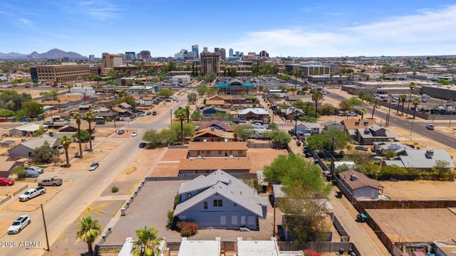2021 W WASHINGTON Street, Phoenix, AZ 85009