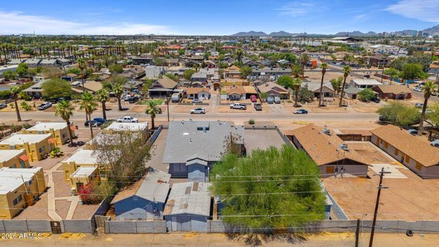 2021 W WASHINGTON Street, Phoenix, AZ 85009