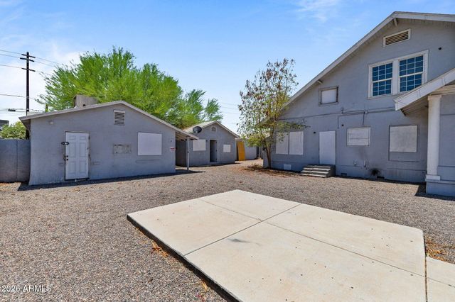 2021 W WASHINGTON Street, Phoenix, AZ 85009