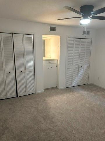8822 Ilona Lane 5, Houston, TX 77025