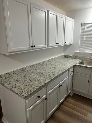 8822 Ilona Lane 5, Houston, TX 77025