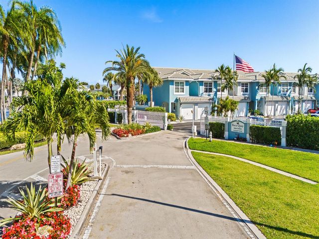 1074 Jeffery Street, Boca Raton, FL 33487
