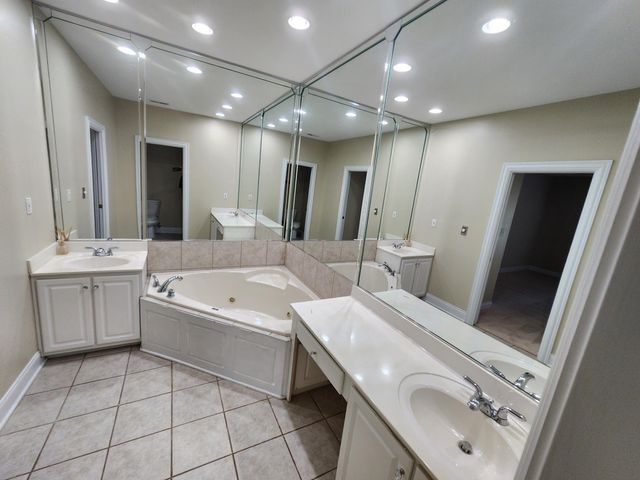 71 W Saddlebrook Drive, Somerset, KY 42503