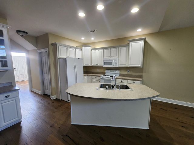 71 W Saddlebrook Drive, Somerset, KY 42503