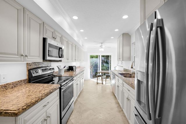 4161 U.s. Hwy 1 I2, Jupiter, FL 33477