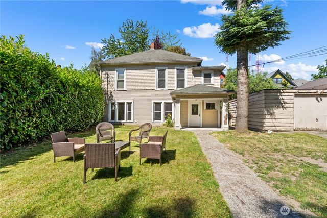 1443 22nd Avenue, Seattle, WA 98122