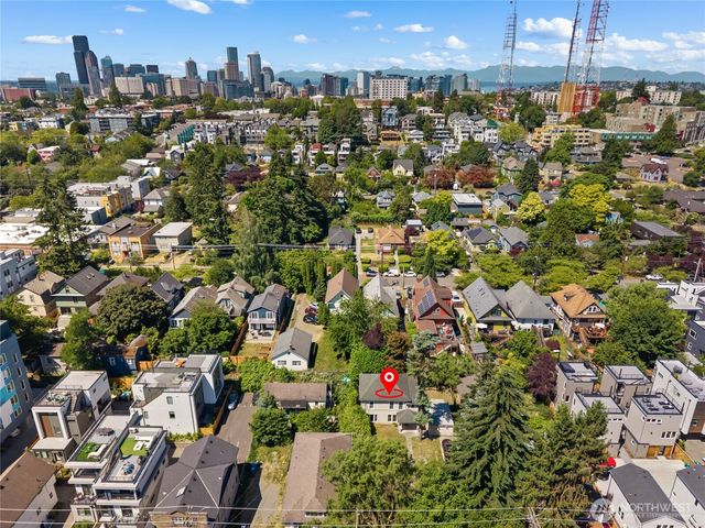 1443 22nd Avenue, Seattle, WA 98122