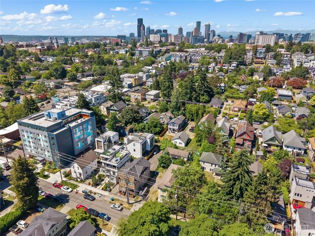 1443 22nd Avenue, Seattle, WA 98122