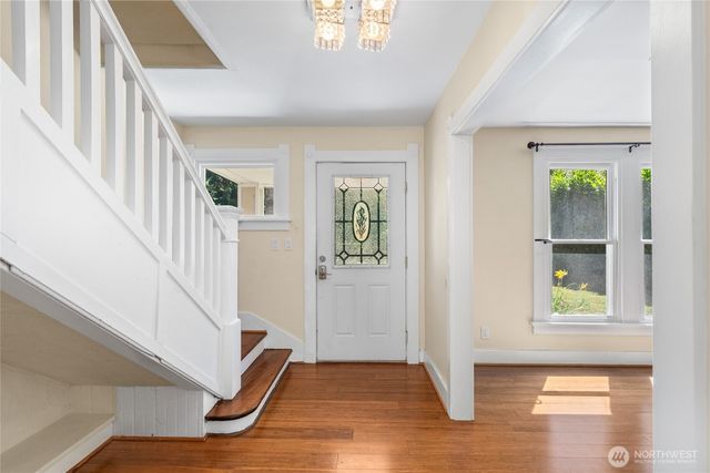 1443 22nd Avenue, Seattle, WA 98122