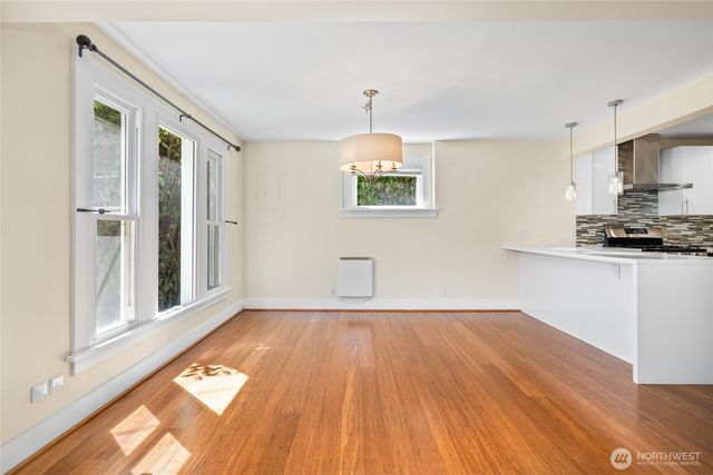 1443 22nd Avenue, Seattle, WA 98122