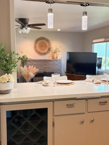 1908 Debonaire Ct, Modesto, CA 95350