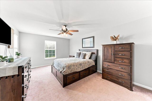 304 MILL POND LN, Oxford, PA 19363
