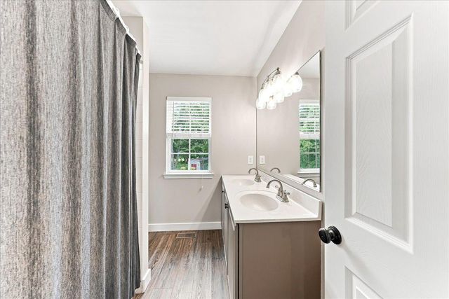 304 MILL POND LN, Oxford, PA 19363