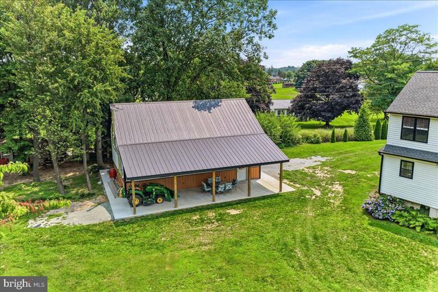 304 MILL POND LN, Oxford, PA 19363