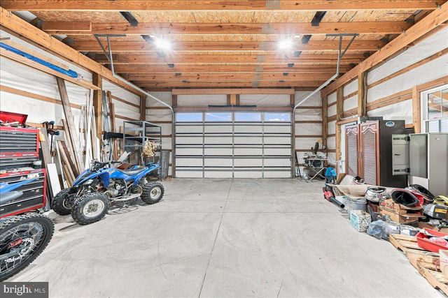 304 MILL POND LN, Oxford, PA 19363