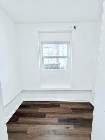 727 W Day Street, Denison, TX 75020