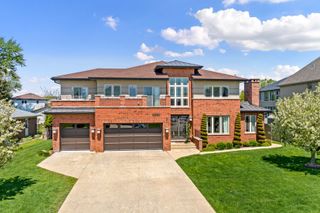 8260 W Argyle Street, Norridge, IL 60706