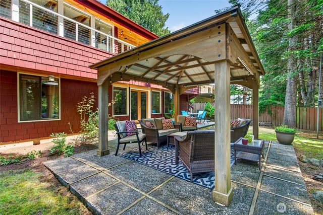 419 Fishtrap Way, Lynden, WA 98264