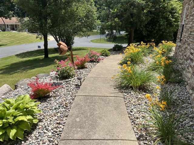 5374 Autumn Court, Kalamazoo, MI 49009