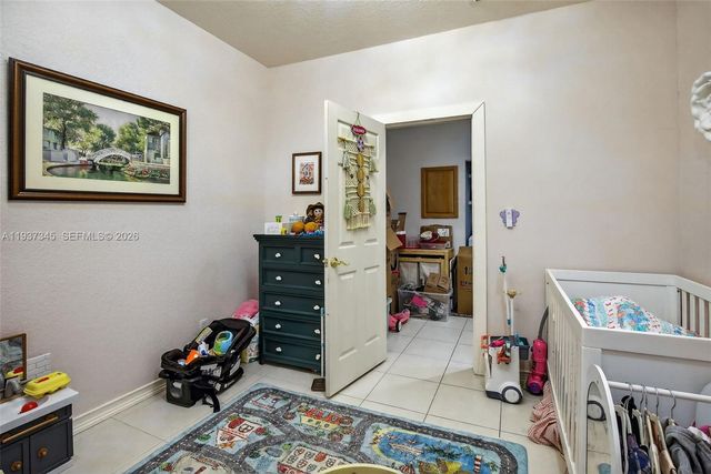 13174 NW 9th Ct, Pembroke Pines, FL 33028