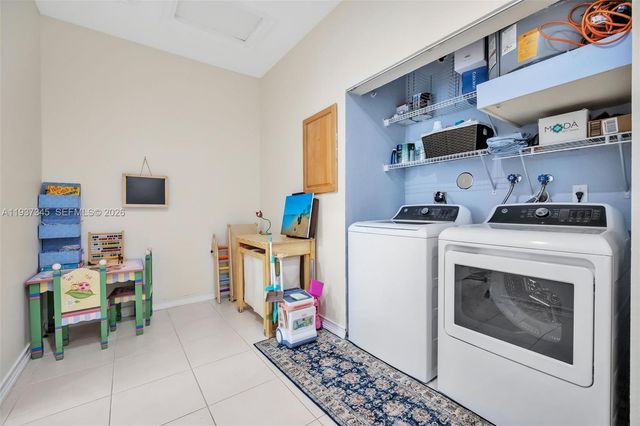 13174 NW 9th Ct, Pembroke Pines, FL 33028