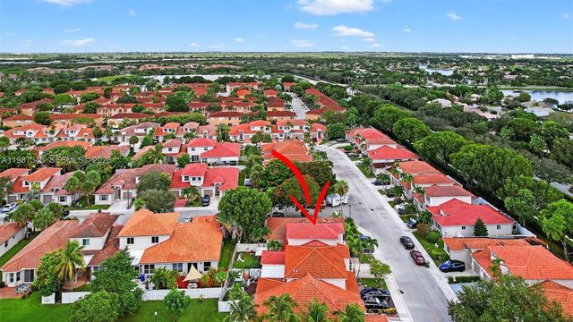13174 NW 9th Ct, Pembroke Pines, FL 33028