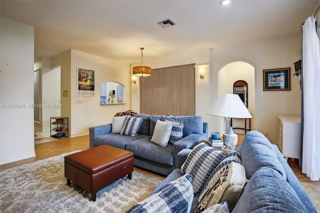 13174 NW 9th Ct, Pembroke Pines, FL 33028