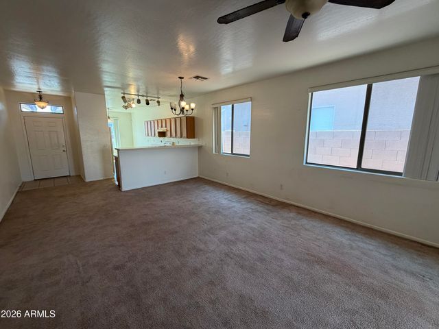 6926 S 37TH Glen, Phoenix, AZ 85041