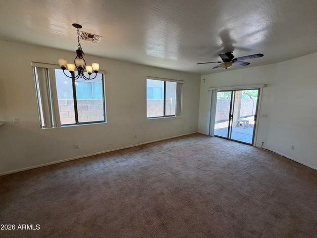 6926 S 37TH Glen, Phoenix, AZ 85041