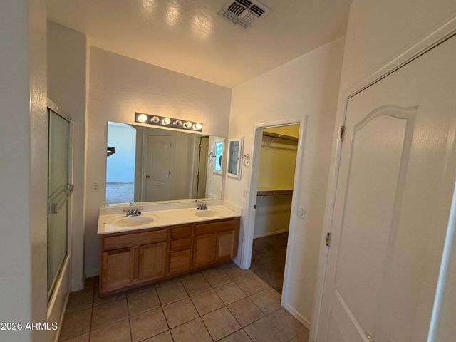 6926 S 37TH Glen, Phoenix, AZ 85041