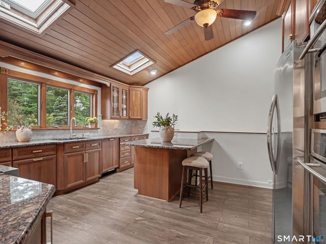 121 Parry Road, Stamford, CT 06907