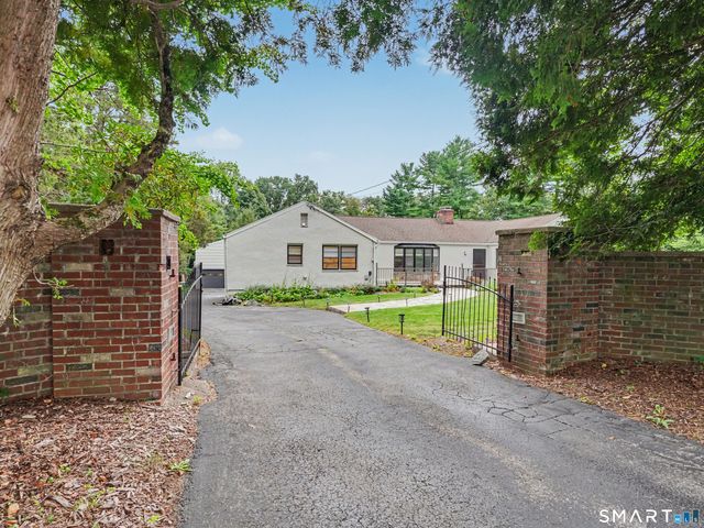 121 Parry Road, Stamford, CT 06907