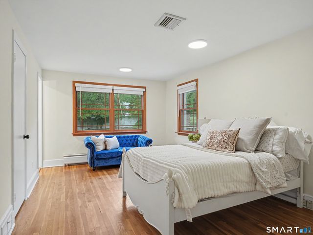 121 Parry Road, Stamford, CT 06907