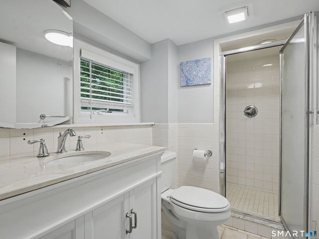 121 Parry Road, Stamford, CT 06907