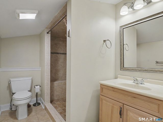 121 Parry Road, Stamford, CT 06907