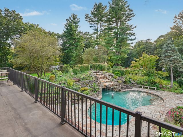 121 Parry Road, Stamford, CT 06907