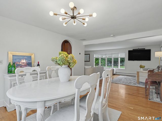 121 Parry Road, Stamford, CT 06907