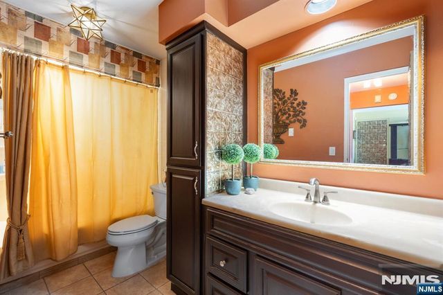 462 Liberty Street 206, Little Ferry, NJ 07643