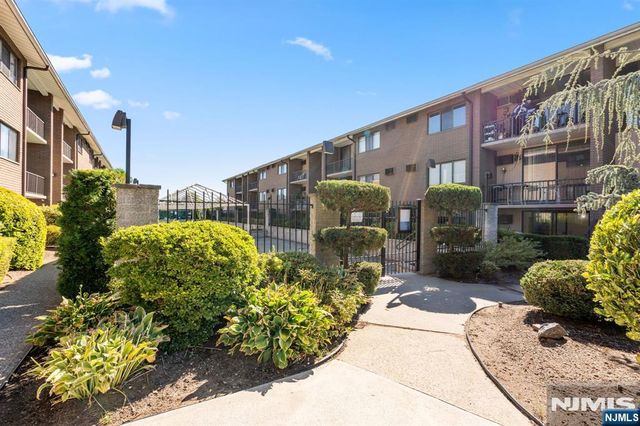 462 Liberty Street 206, Little Ferry, NJ 07643
