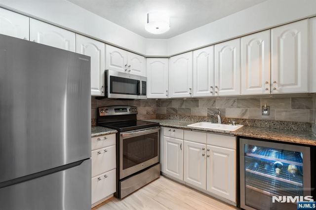 462 Liberty Street 206, Little Ferry, NJ 07643