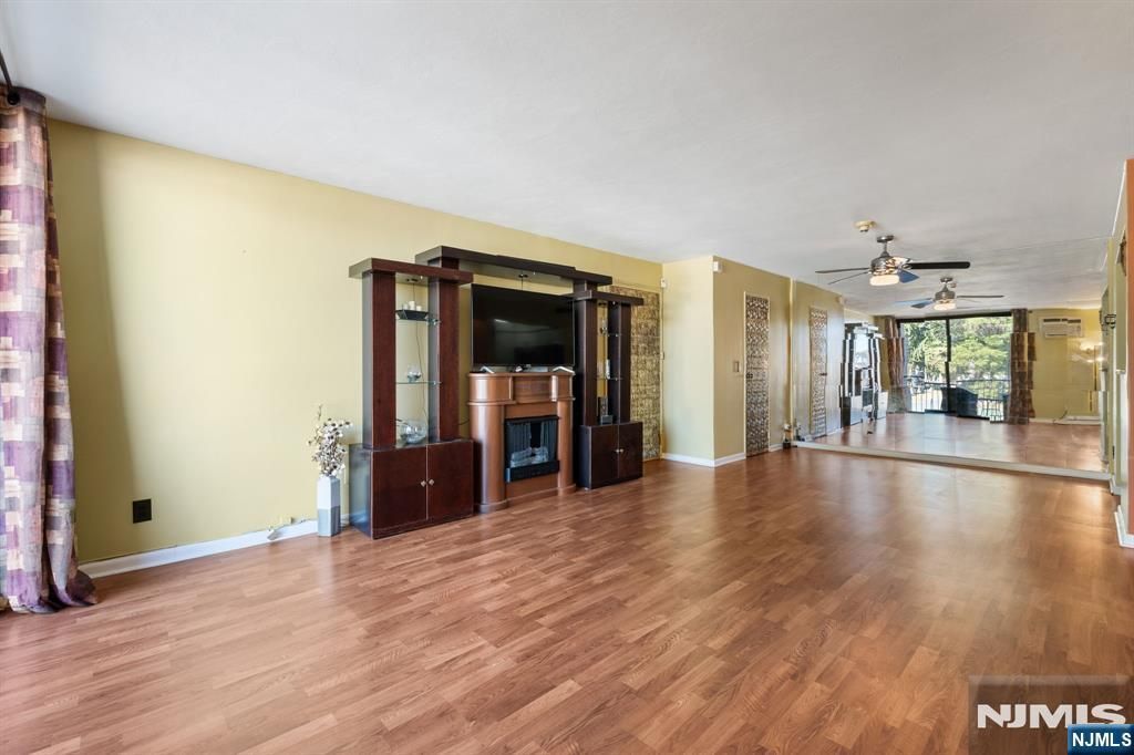 462 Liberty Street 206, Little Ferry, NJ 07643