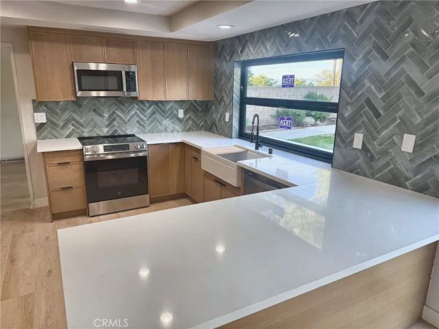 1893 S Starfire, Corona, CA 92879