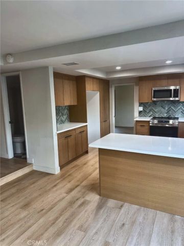 1893 S Starfire, Corona, CA 92879