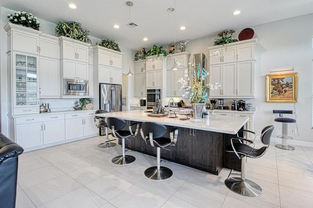 12095 Bastille Circle E, Parkland, FL 33076