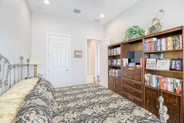 12095 Bastille Circle E, Parkland, FL 33076