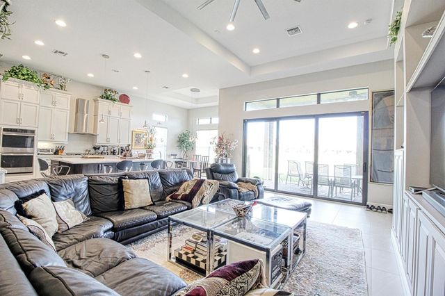 12095 Bastille Circle E, Parkland, FL 33076