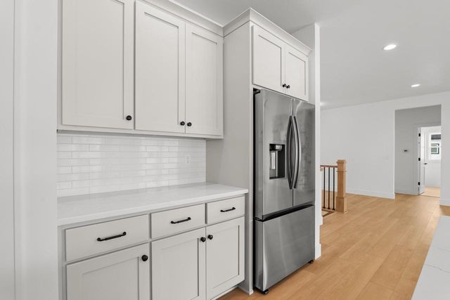 113 BECKERAE COURT, Wrightstown, WI 54180