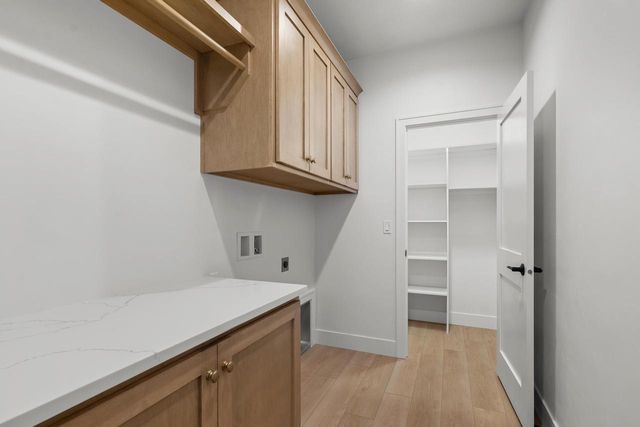 113 BECKERAE COURT, Wrightstown, WI 54180